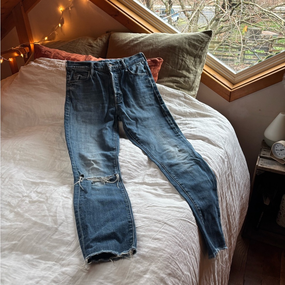 MOTHER “The Stunner Fray” Jeans size 25
